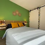 Modern & Sunny Apartamento